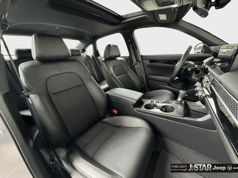 Used 2025 Honda Civic Sport image 12