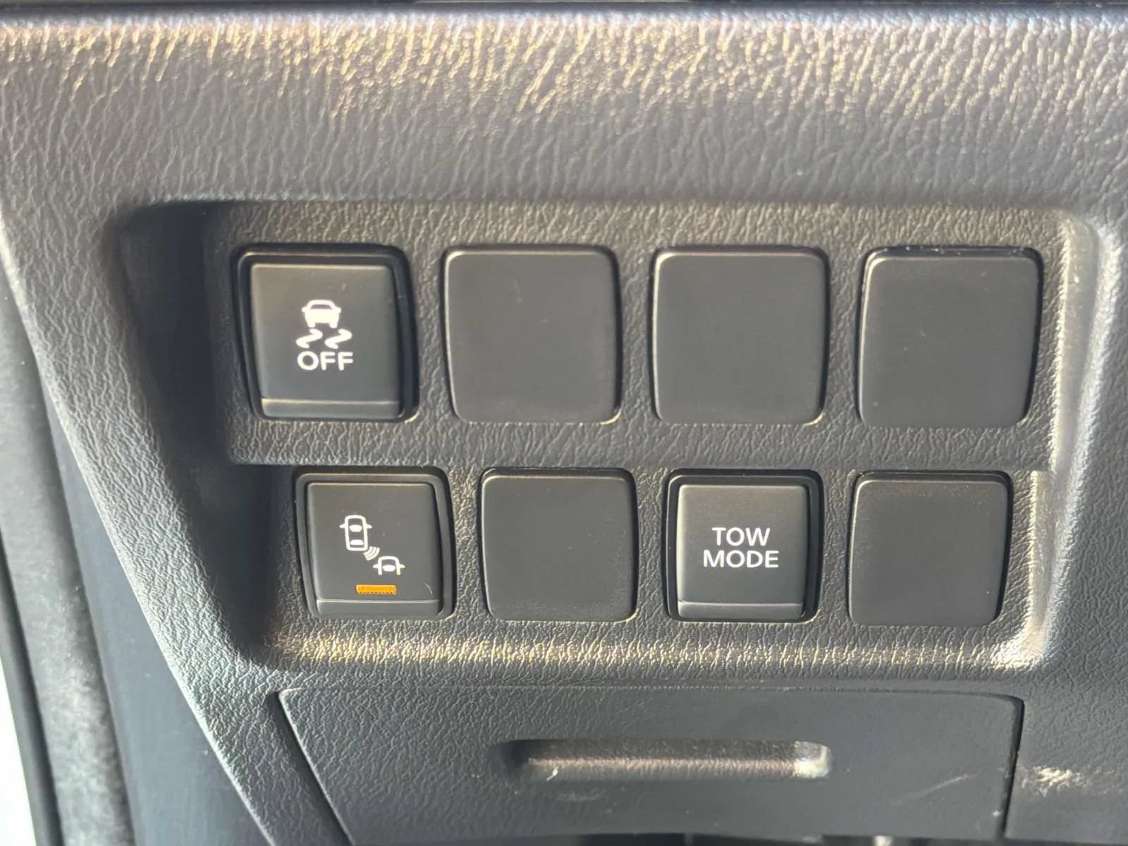 Used 2019 Nissan Pathfinder SV FWD image 31