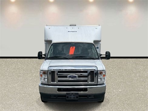 New 2024 Ford E-450 and Econoline 450 Super Duty w/ Power Windows & Locks Group image 2
