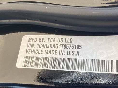 New 2026 Jeep Grand Cherokee L 4WD image 23