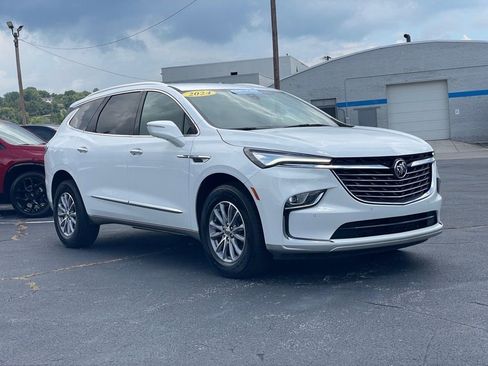 Certified 2024 Buick Enclave Premium image 1