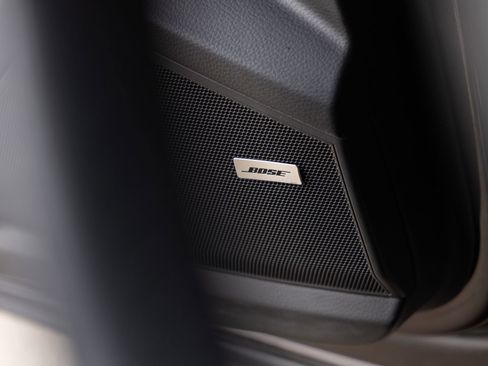Certified 2022 Porsche Cayenne AWD/4WD image 20