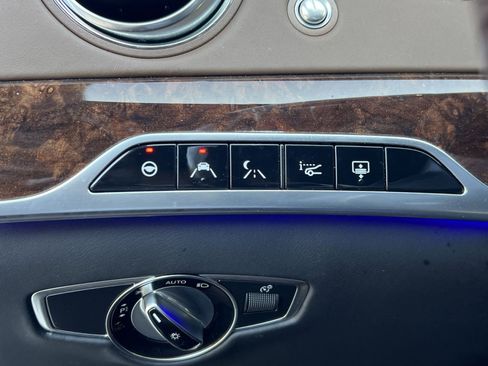 Used 2019 Mercedes-Benz S 560 4MATIC Sedan image 42