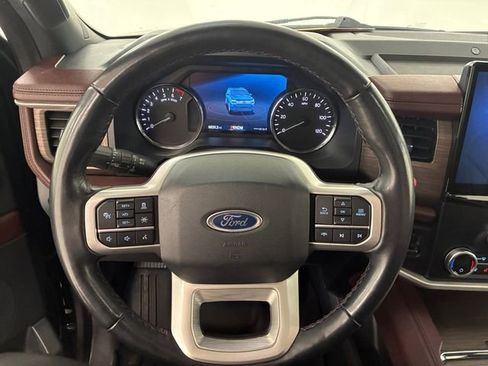Used 2024 Ford Expedition Limited image 22