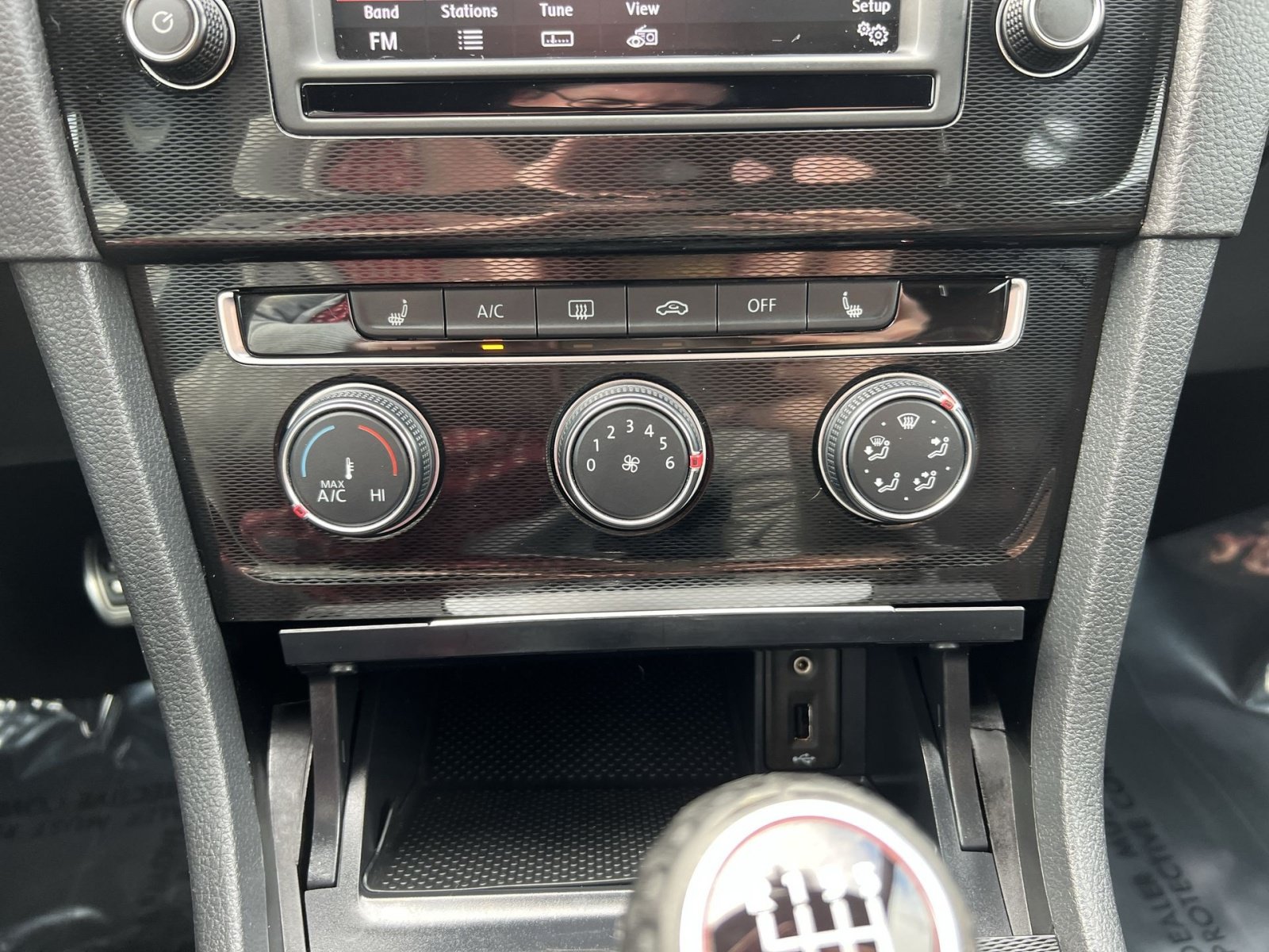 Used 2016 Volkswagen GTI S FWD image 19