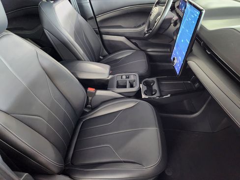 Used 2026 Ford Mustang Mach-E Select w/ Comfort Package Lite RWD image 9
