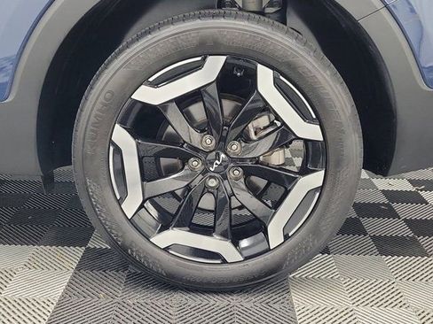 Certified 2024 Kia Telluride S FWD image 9
