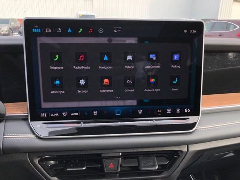 New 2026 Volkswagen Tiguan SEL R-Line image 24