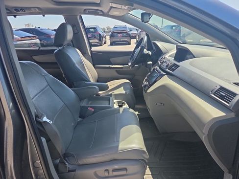 Used 2014 Honda Odyssey EX-L image 19