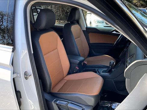Used 2019 Volkswagen Tiguan SEL image 8