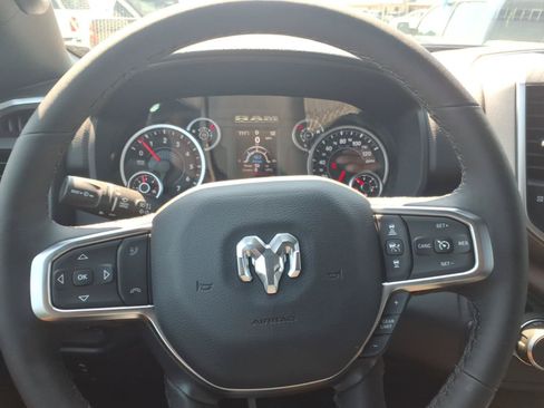 New 2026 RAM 1500 Big Horn AWD/4WD image 25