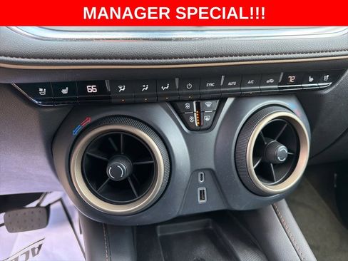 Used 2023 Chevrolet Blazer Premier w/ Driver Confidence II Package FWD image 30