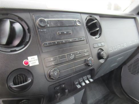 Used 2013 Ford F450 XL w/ Snow Plow Prep Pkg image 22