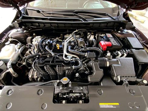 Used 2024 Nissan Altima 2.5 SV FWD image 32