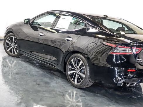 Used 2023 Nissan Maxima SV w/ Floor Mat Group FWD image 11