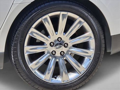 Used 2012 Lincoln MKS FWD image 9