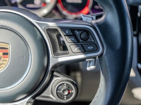 Used 2019 Porsche Cayenne E-Hybrid image 23