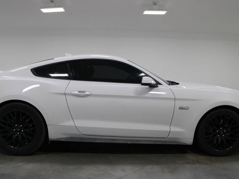 Used 2020 Ford Mustang GT Premium image 11