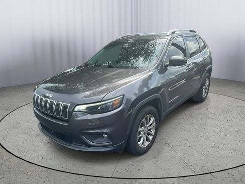 Used 2020 Jeep Cherokee Latitude Plus w/ Comfort/Convenience Group AWD/4WD image 5