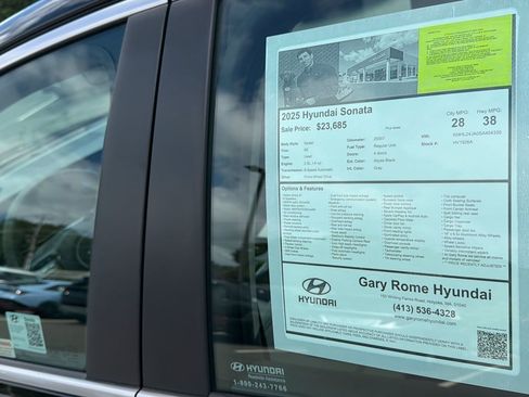 Used 2025 Hyundai Sonata SE FWD image 28