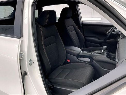 Certified 2025 Honda HR-V Sport image 7