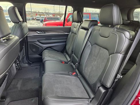 New 2026 Jeep Grand Cherokee L 4WD image 26