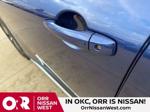 Used 2023 Nissan Rogue SL w/ SL Premium Package AWD/4WD image 11