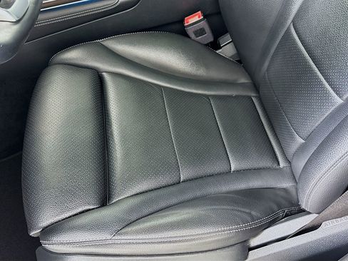 Used 2019 Mercedes-Benz GLC 300 image 20