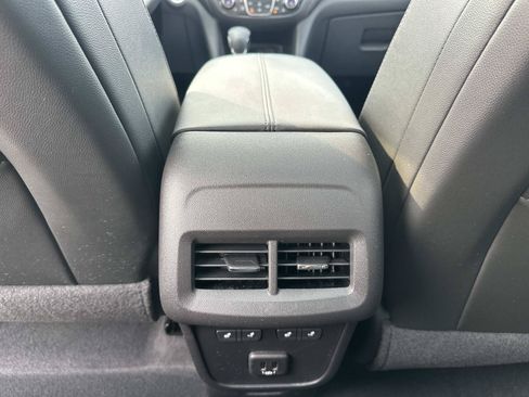 Certified 2024 Chevrolet Equinox Premier AWD/4WD image 14