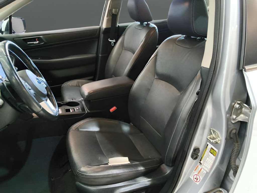 Used 2016 Subaru Legacy 3.6R Limited AWD/4WD image 10