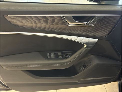 Used 2024 Audi A6 Premium Plus image 12