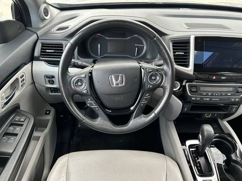 Used 2018 Honda Ridgeline RTL-E image 17