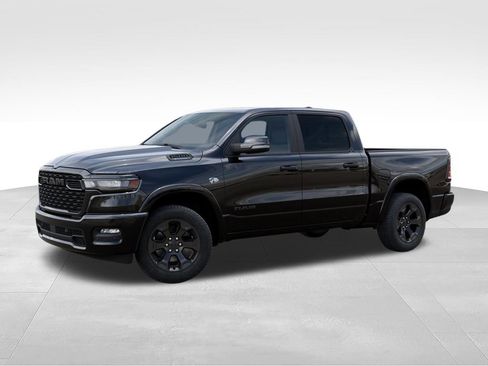 New 2026 RAM 1500 4x4 Crew Cab image 3
