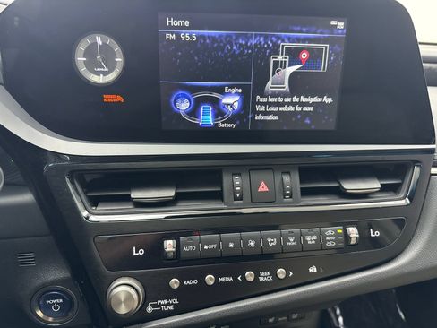 Used 2022 Lexus ES 300h w/ Premium Package FWD image 25