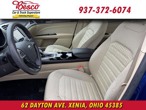 Used 2016 Ford Fusion SE image 10
