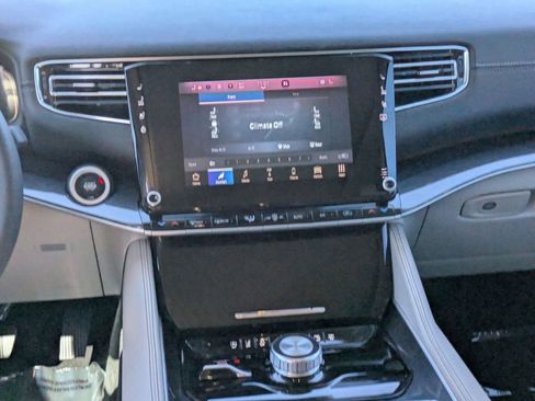 Used 2022 Jeep Wagoneer Series I w/ Convenience Group I image 17