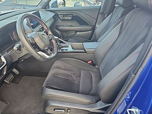 Used 2025 Acura ADX A-Spec image 8