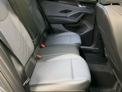 New 2026 Volkswagen Tiguan SE AWD/4WD image 10