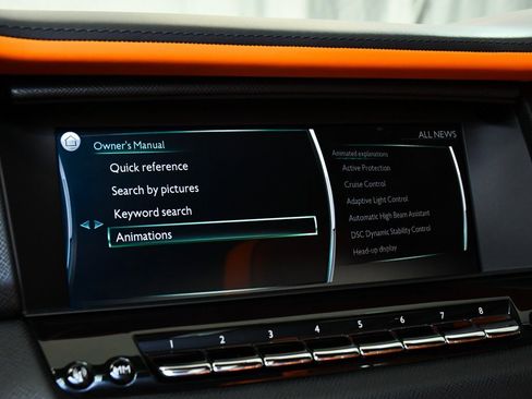 Used 2024 Rolls-Royce Cullinan image 40