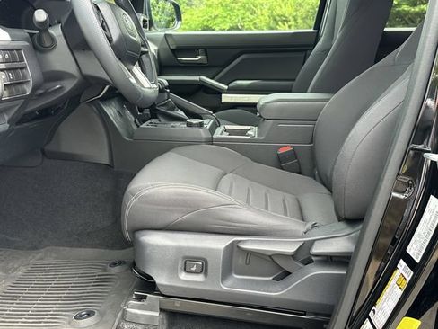 Used 2024 Toyota Tacoma TRD Sport RWD image 11