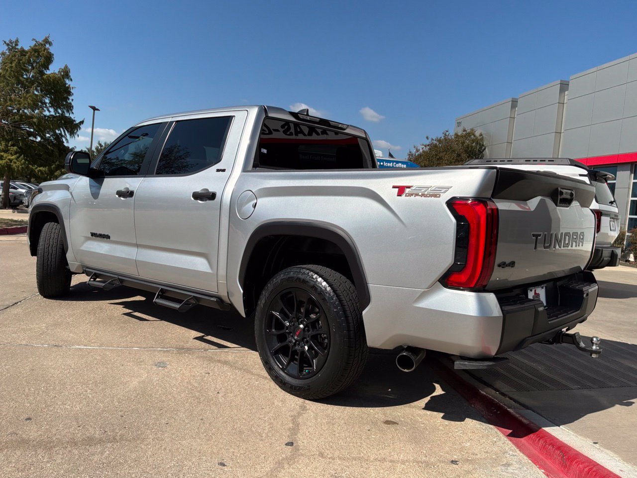 Used 2024 Toyota Tundra SR5 AWD/4WD image 8
