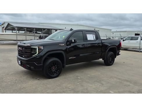 Certified 2022 GMC Sierra 1500 AT4X image 4