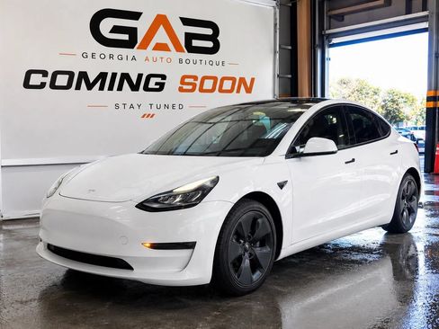 Used 2021 Tesla Model 3 Standard Range Plus RWD image 1