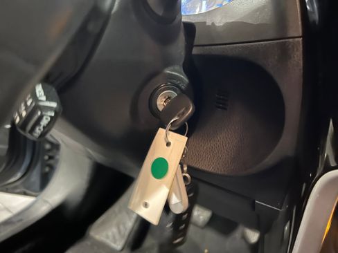 Used 2019 Toyota Corolla SE image 17