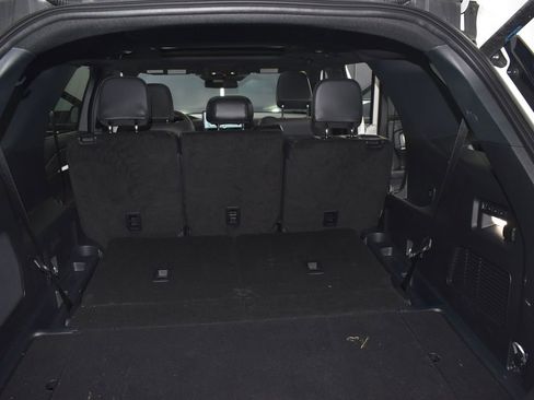 Certified 2025 Ford Explorer ST image 28