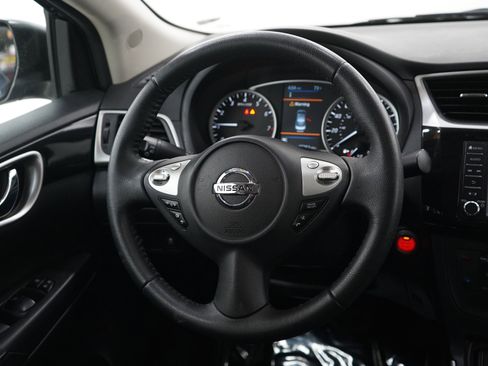 Used 2019 Nissan Sentra SV image 14