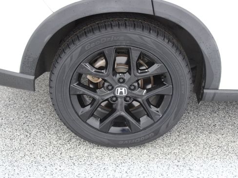 Used 2024 Honda HR-V Sport image 6