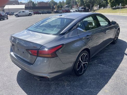 Used 2024 Nissan Altima 2.5 SR image 4