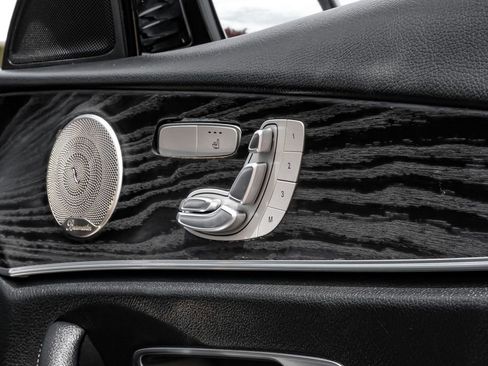 Used 2021 Mercedes-Benz E 350 4MATIC Sedan w/ Premium Package image 52