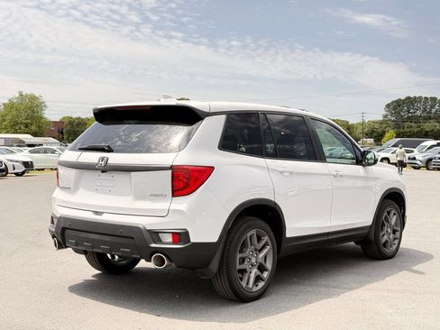 Used 2023 Honda Passport EX-L image 8